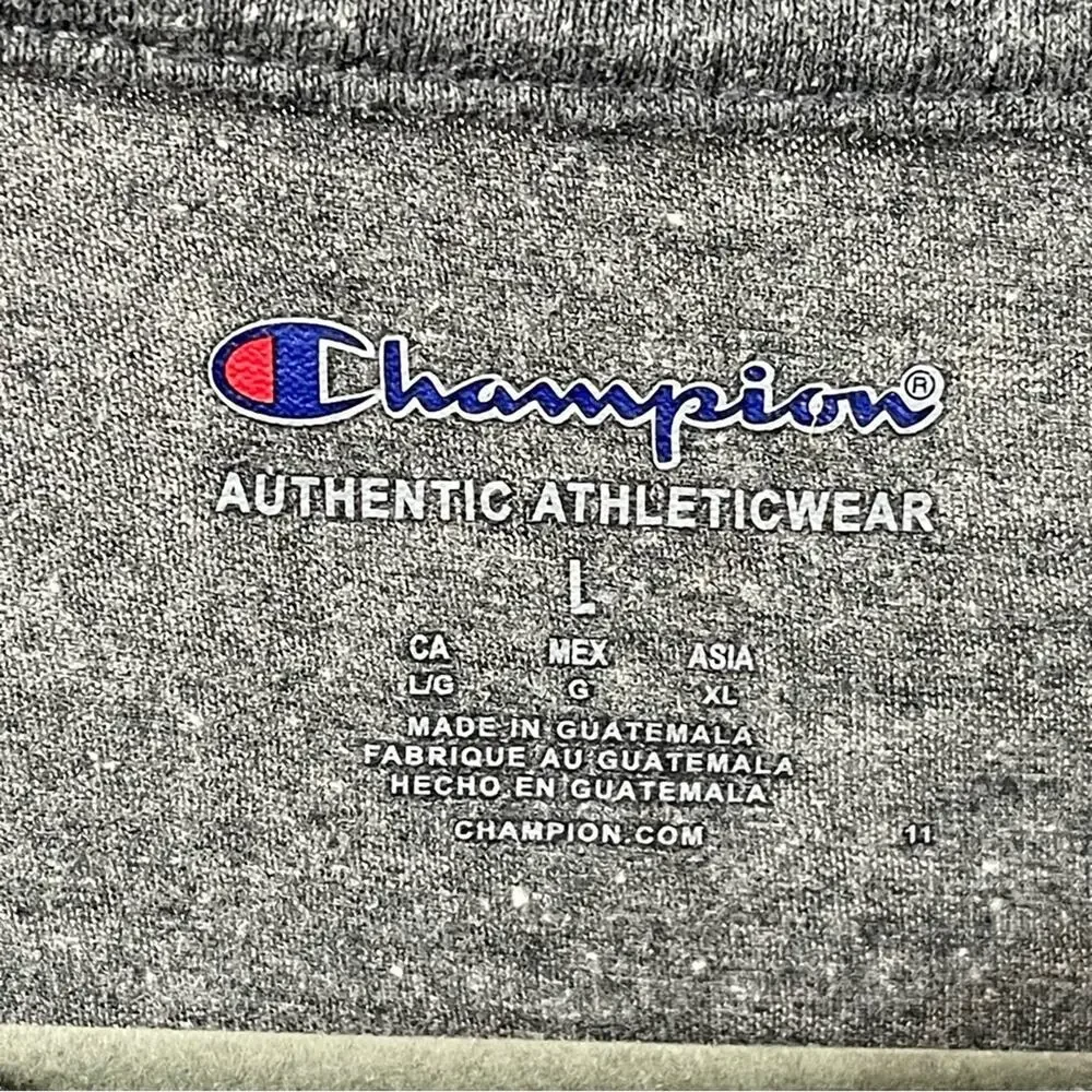 Champion Lightweight T-Shirt. Size Large. Excellent condition! - Picture 5 of 7